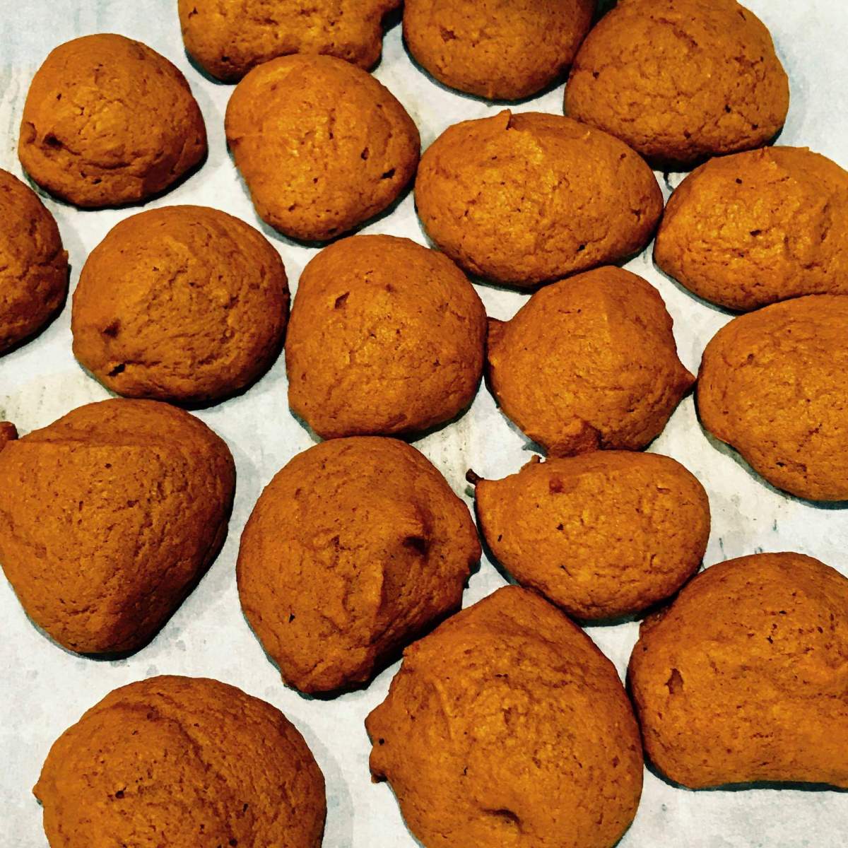 Easy vegan pumpkin cookies